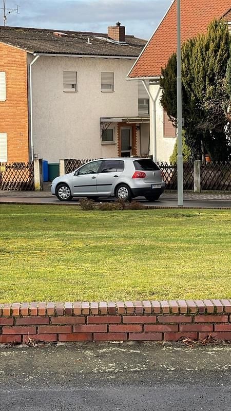 Gebraucht VW Golf IV 105 PS (77 kW) 2005 Silber Limousine