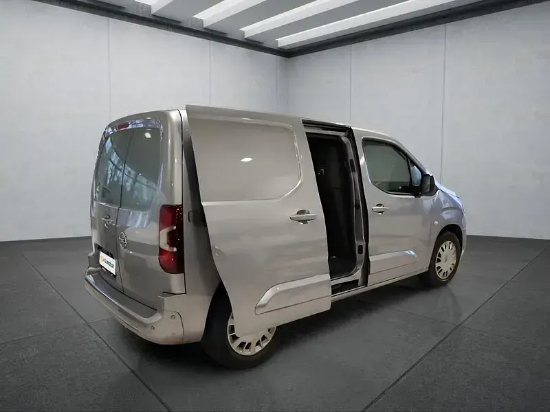 Gebraucht Opel Combo 102 PS (75 kW) 2024 Grau Van / Kleinbus