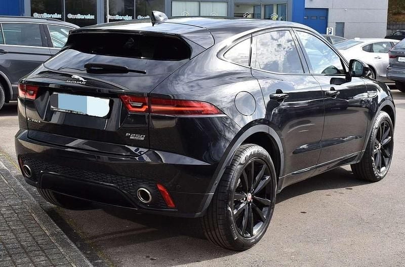 Schwarz Gebraucht 2019 Jaguar E-Pace SE SUV | 26.000 € (Guter Preis) - Bild 1/4