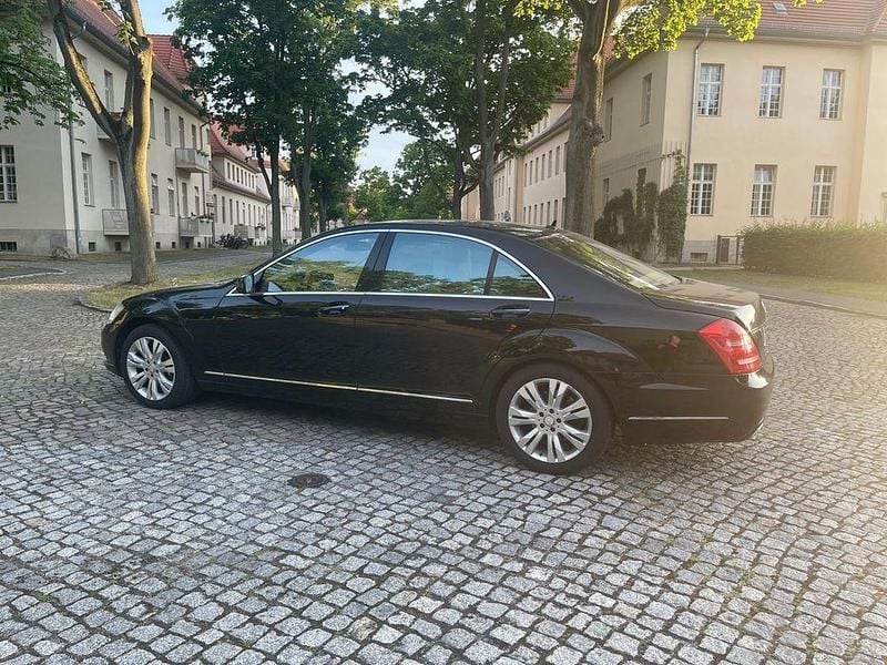 Gebraucht Mercedes S450 340 PS (250 kW) 2010 Schwarz Limousine