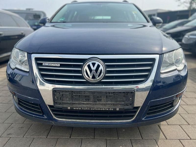 Gebraucht VW Passat 105 PS (77 kW) 2008 Blau Kombi