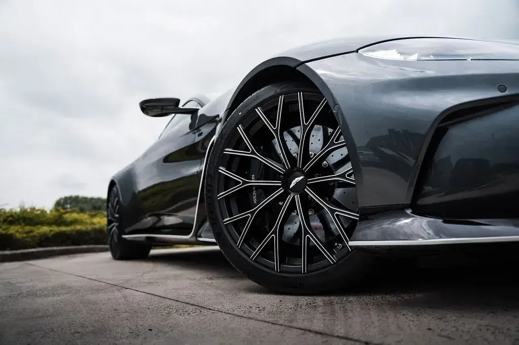 Gebraucht Aston Martin Vantage 700 PS (514 kW) 2022 Grau Coupé