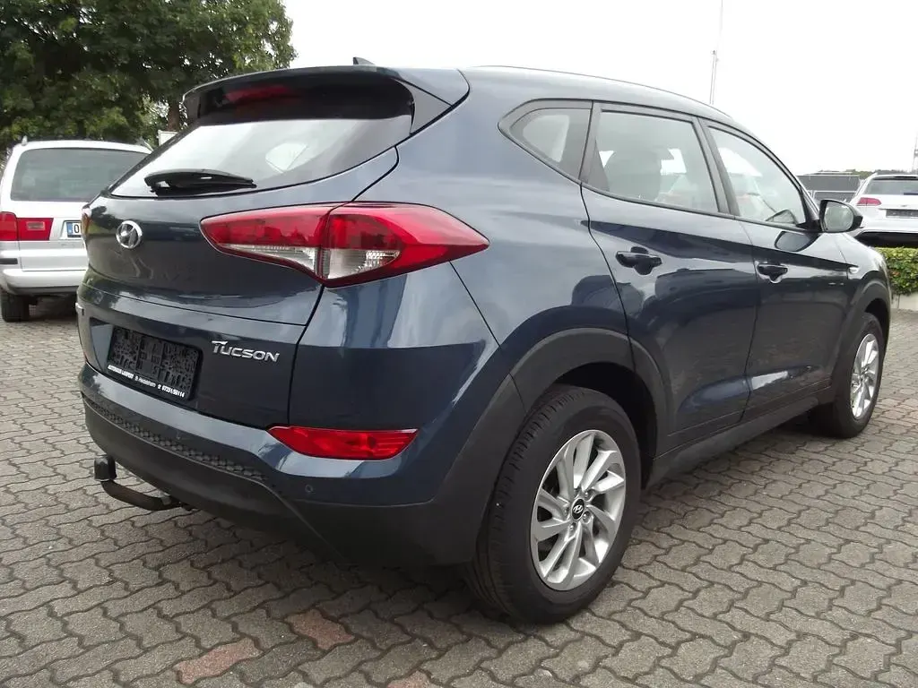 Gebraucht Hyundai Tucson GO! 177 PS (130 kW) 2017 Blau SUV