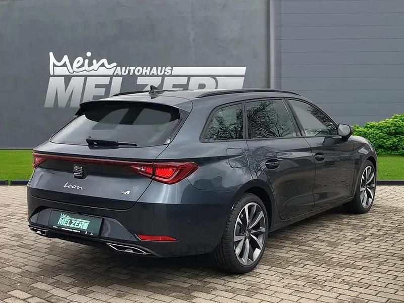Gebraucht Seat Leon FR 150 PS (110 kW) 2025 Magnetic tech (grau) Limousine