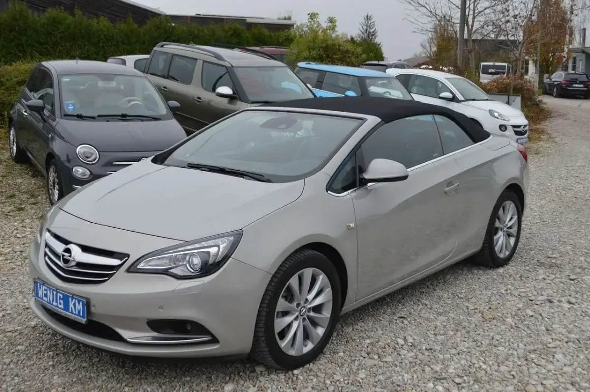 Gebraucht Opel Cascada Active 140 PS (102 kW) 2016 Silber Cabrio