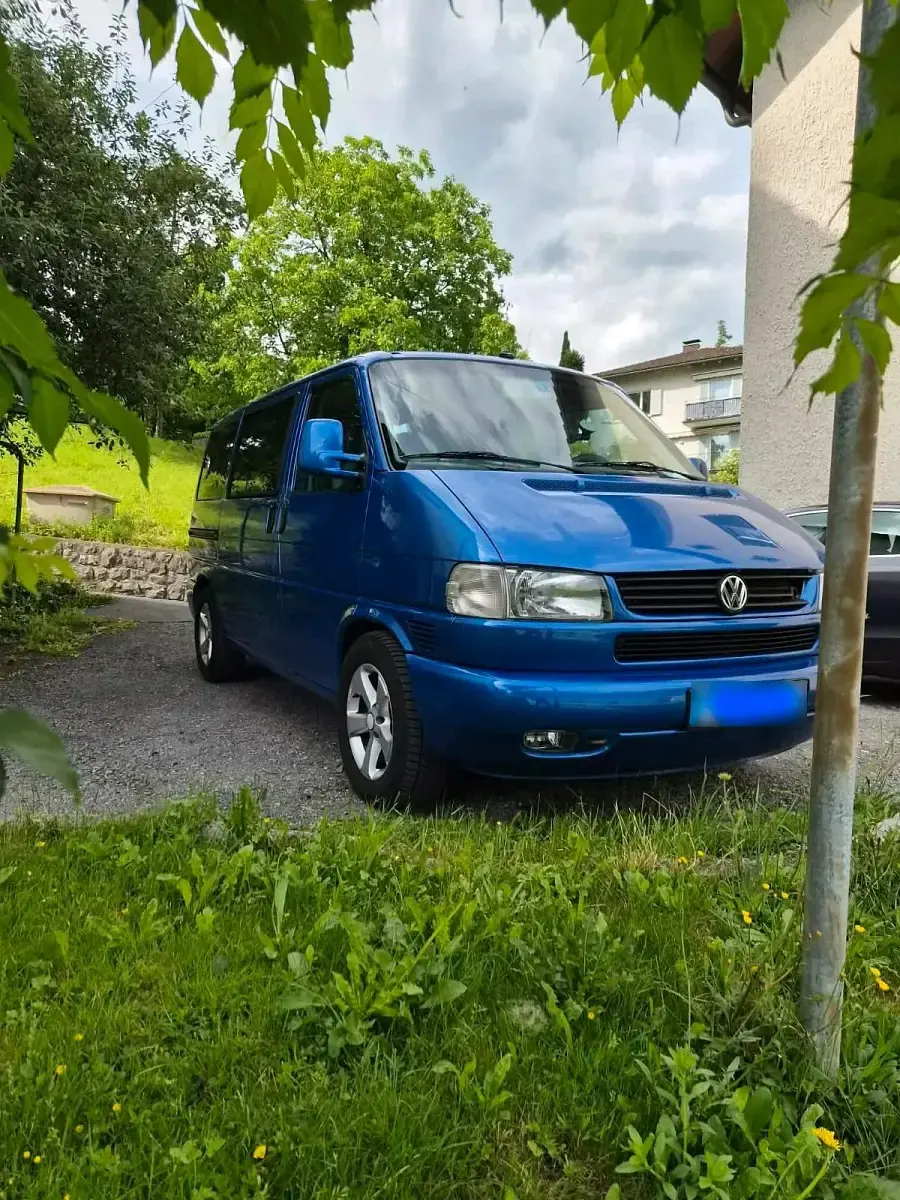 Gebraucht VW T4 102 PS (75 kW) 2001 Blau Van