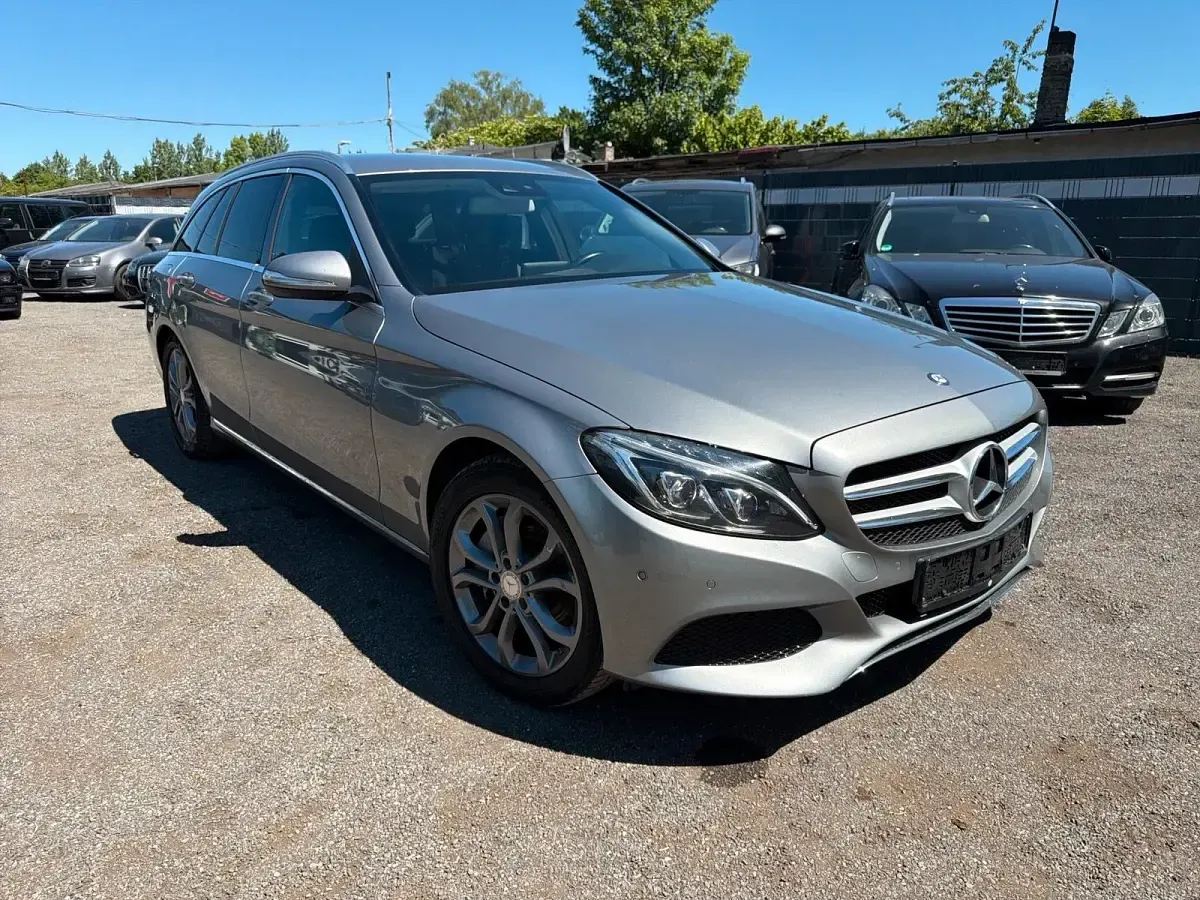 Gebraucht Mercedes C250 AMG line 204 PS (150 kW) 2015 Grau Kombi