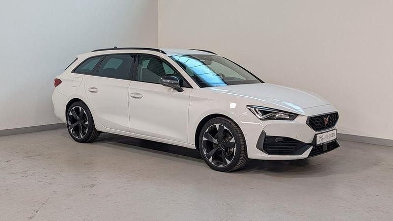 Gebraucht Cupra Leon 150 PS (110 kW) 2023 Weiß Limousine