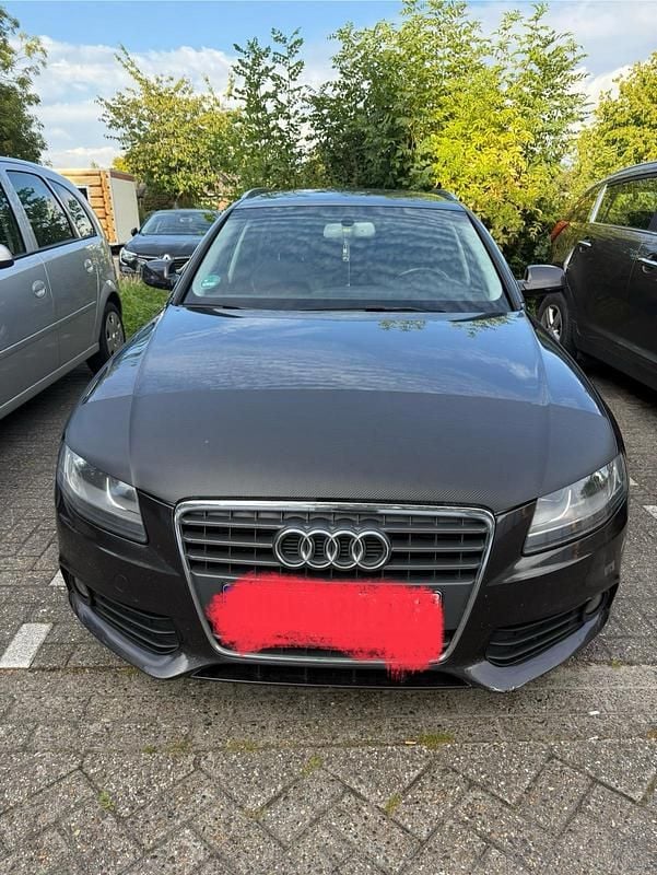 Schwarz Gebraucht 2010 Audi A4 Kombi | 7.000 € (Guter Preis) - Bild 1/4
