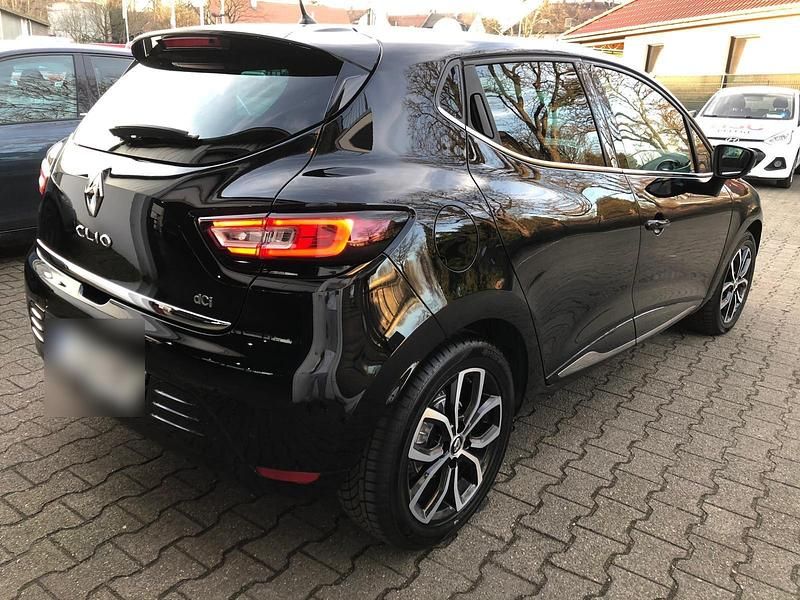 Gebraucht Renault Clio IV 90 PS (66 kW) 2017 Schwarz Kleinwagen