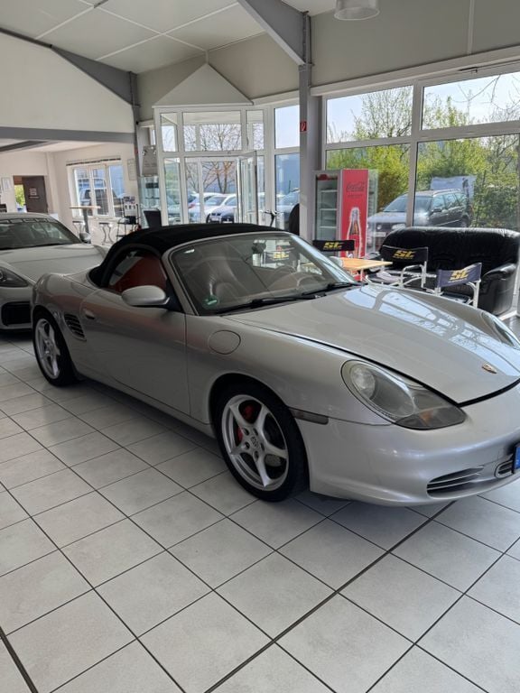 Silber Gebraucht 2002 Porsche Boxster S Cabrio | 20.999 € (Fairer Preis) - Bild 1/4