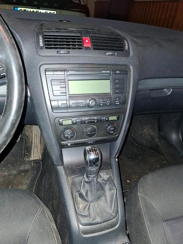 Gebraucht Skoda Octavia 150 PS (110 kW) 2008 Schwarz Kombi