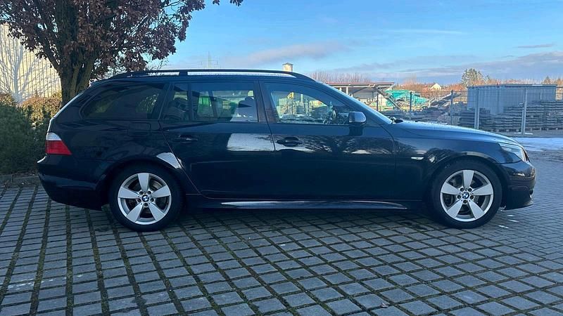 Gebraucht BMW 530 M Sport 235 PS (172 kW) 2007 Schwarz Kombi