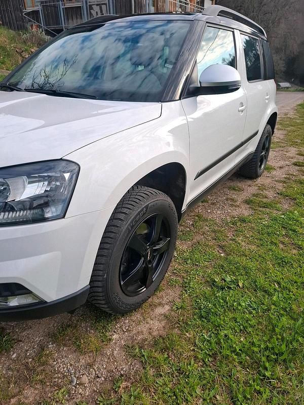Gebraucht Skoda Yeti 160 PS (117 kW) 2014 Weiß SUV
