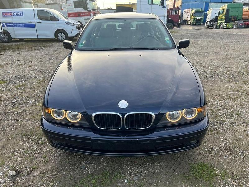 Gebraucht BMW 530 231 PS (169 kW) 2001 Blau Limousine