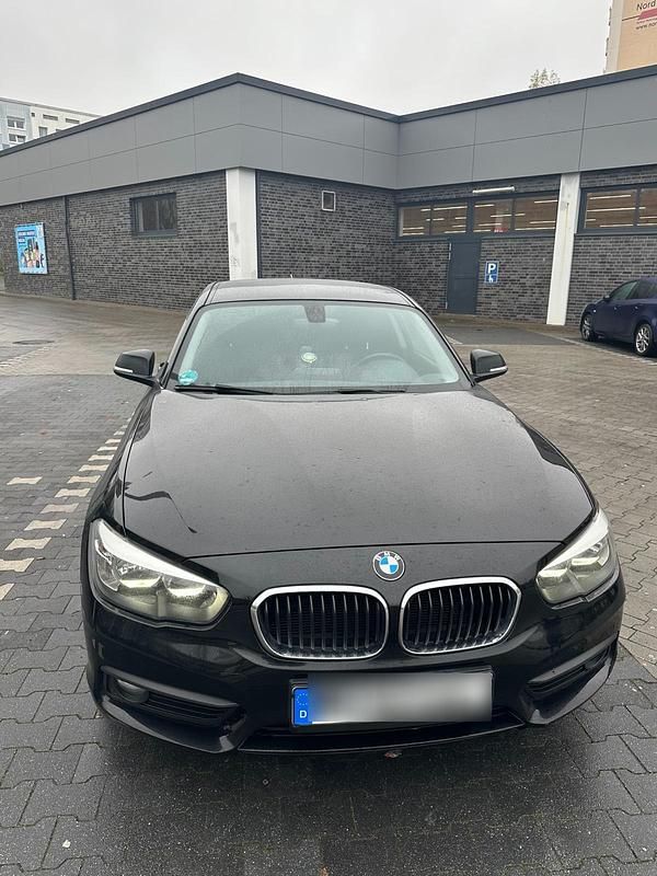 Schwarz Gebraucht 2016 BMW 116 Advantage Kleinwagen | 5.700 € (Guter Preis) - Bild 1/3