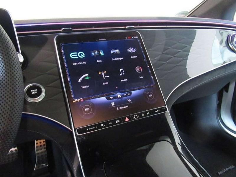 Gebraucht Mercedes EQE350 AMG 214 kW (292 PS) 2022 Unilack polarweiß Limousine