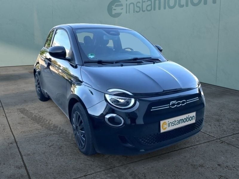 Schwarz Gebraucht 2022 Fiat 500e Action Limousine | 15.490 € (Fairer Preis) - Bild 1/3