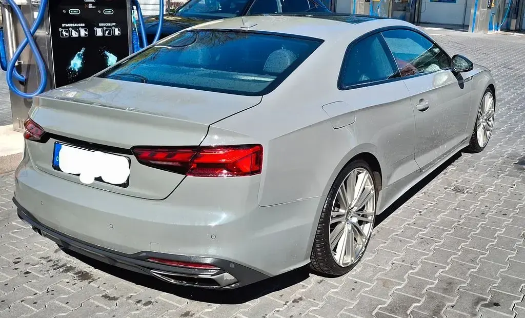 Używany Audi A5 S-Line 265 KM (194 kW) 2020 Szary Coupe