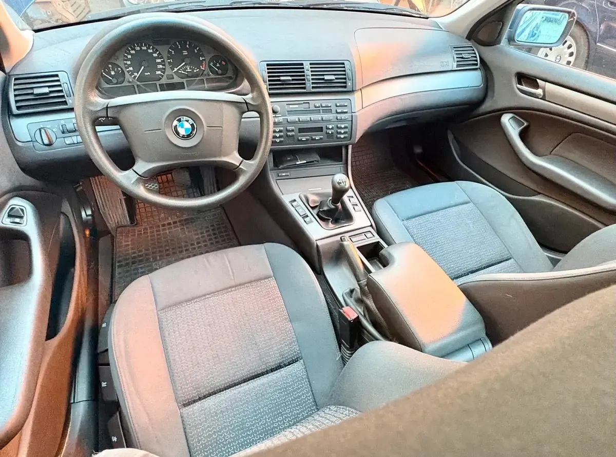 Gebraucht BMW 316 115 PS (84 kW) 2004 Blau Limousine