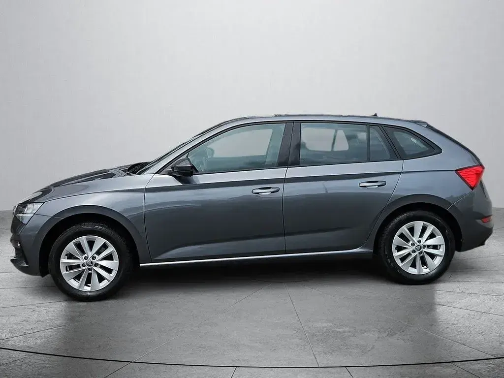 Gebraucht Skoda Scala Business Line 110 PS (80 kW) 2023 Grau Kleinwagen