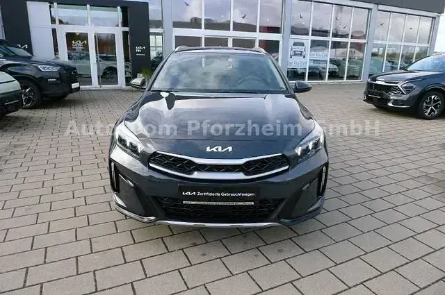 Gebraucht Kia XCeed Comfort 140 PS (102 kW) 2025 Grau SUV