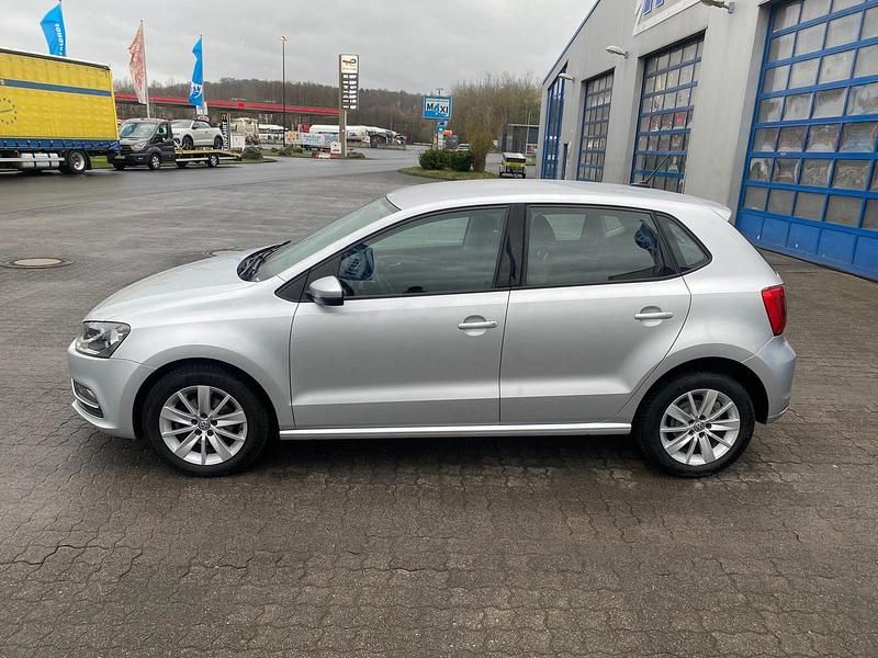 Usata VW Polo Comfortline 75 CV (55 kW) 2014 Argento Utilitaria