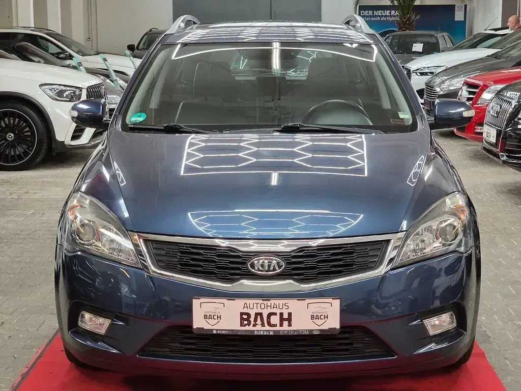 Gebraucht Kia Ceed Sportswagon 125 PS (91 kW) 2012 Blau Kombi
