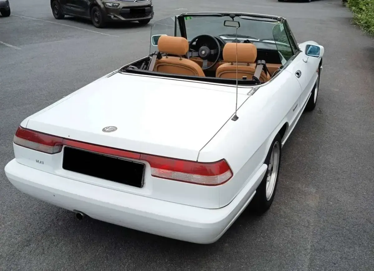 Gebraucht Alfa Romeo Spider 120 PS (88 kW) 1991 Weiß Cabrio