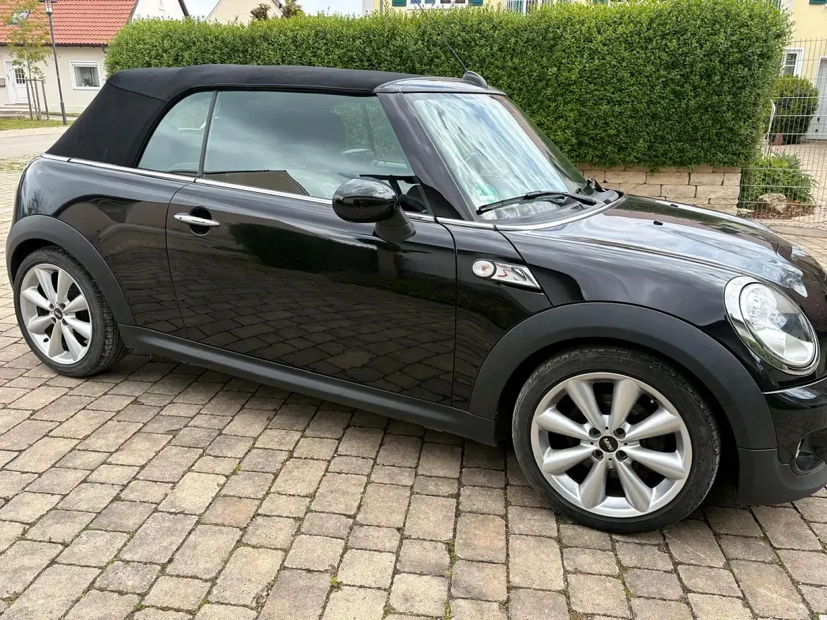 Gebraucht Mini Cooper SD Cabriolet 143 PS (105 kW) 2014 Schwarz Cabrio