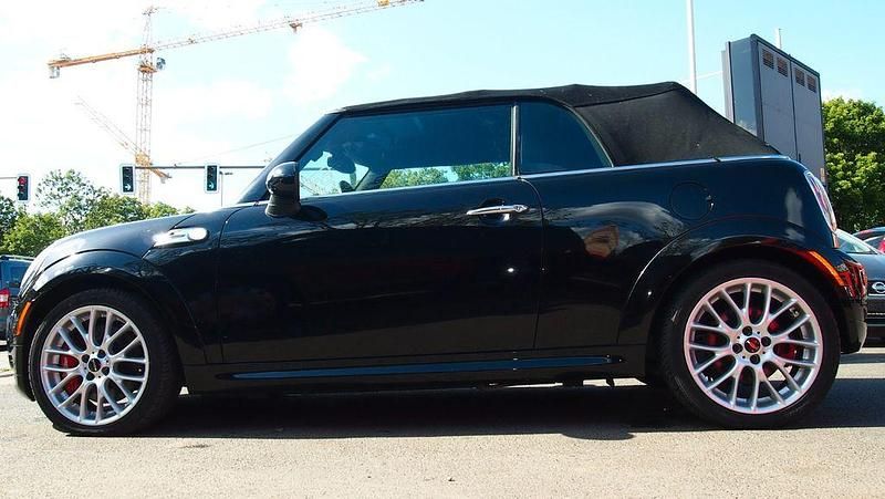 Schwarz Gebraucht 2009 Mini John Cooper Works Cabriolet Cabrio | 11.990 € (Etwas zu teuer) - Bild 1/4