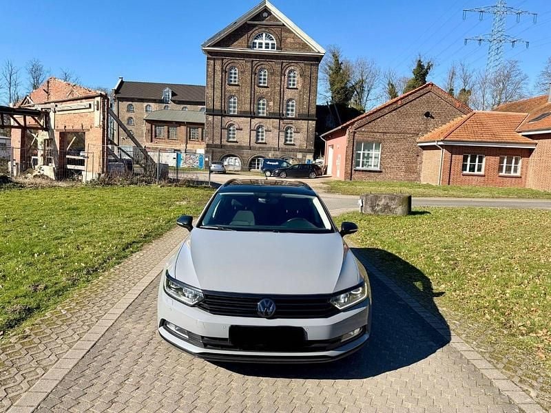 Gebraucht VW Passat 190 PS (139 kW) 2019 Grau Kombi