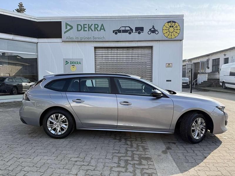 Gebraucht Peugeot 508 Active 131 PS (96 kW) 2022 Grau artense/metallic Kombi