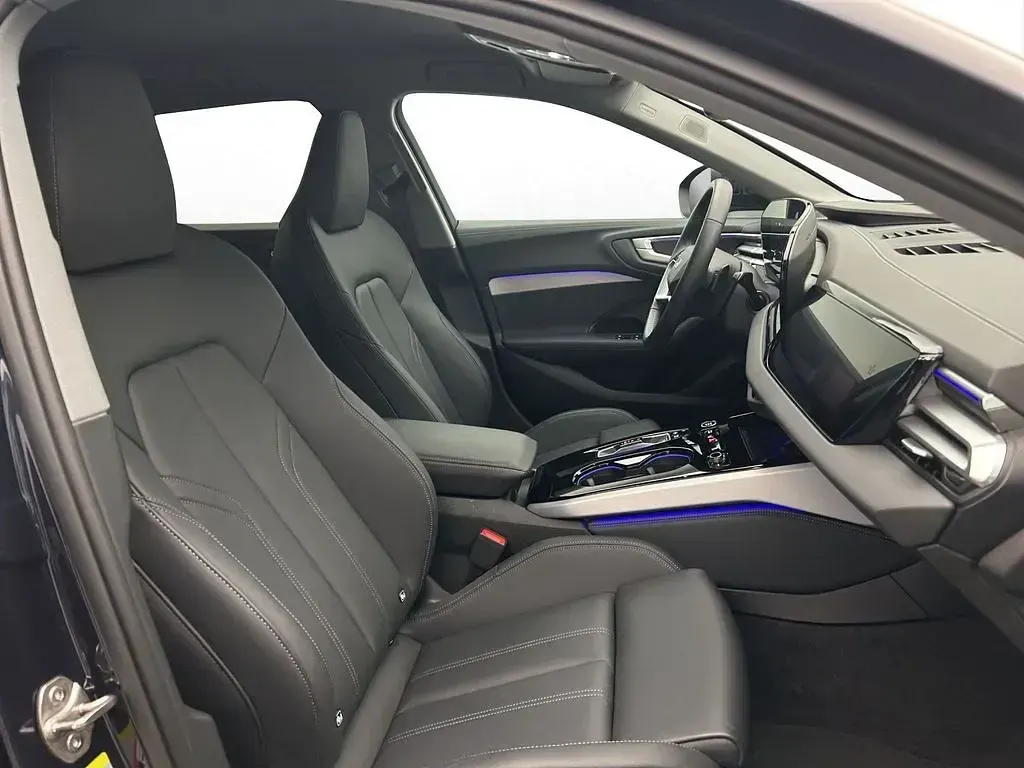 Gebraucht Audi A5 Edition .1 204 PS (150 kW) 2025 Firmamentblau metallic Kombi