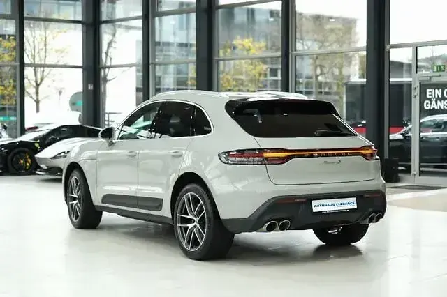 Gebraucht Porsche Macan S Sport 381 PS (280 kW) 2022 Racetrackgrey SUV