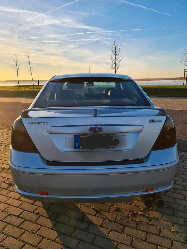 Gebraucht Ford Mondeo 2001 Silber Limousine