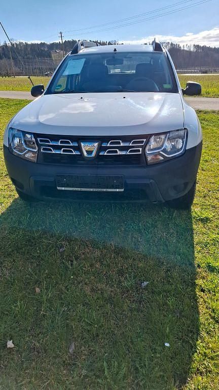 Gebraucht Dacia Duster Essentiel 105 PS (77 kW) 2015 Weiß SUV
