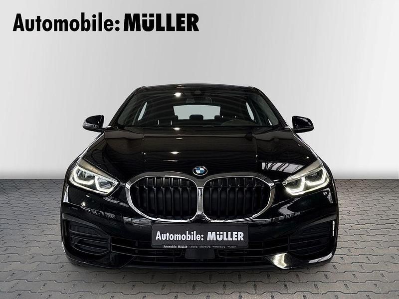 Gebraucht BMW 118 Advantage 150 PS (110 kW) 2022 Schwarz Kleinwagen
