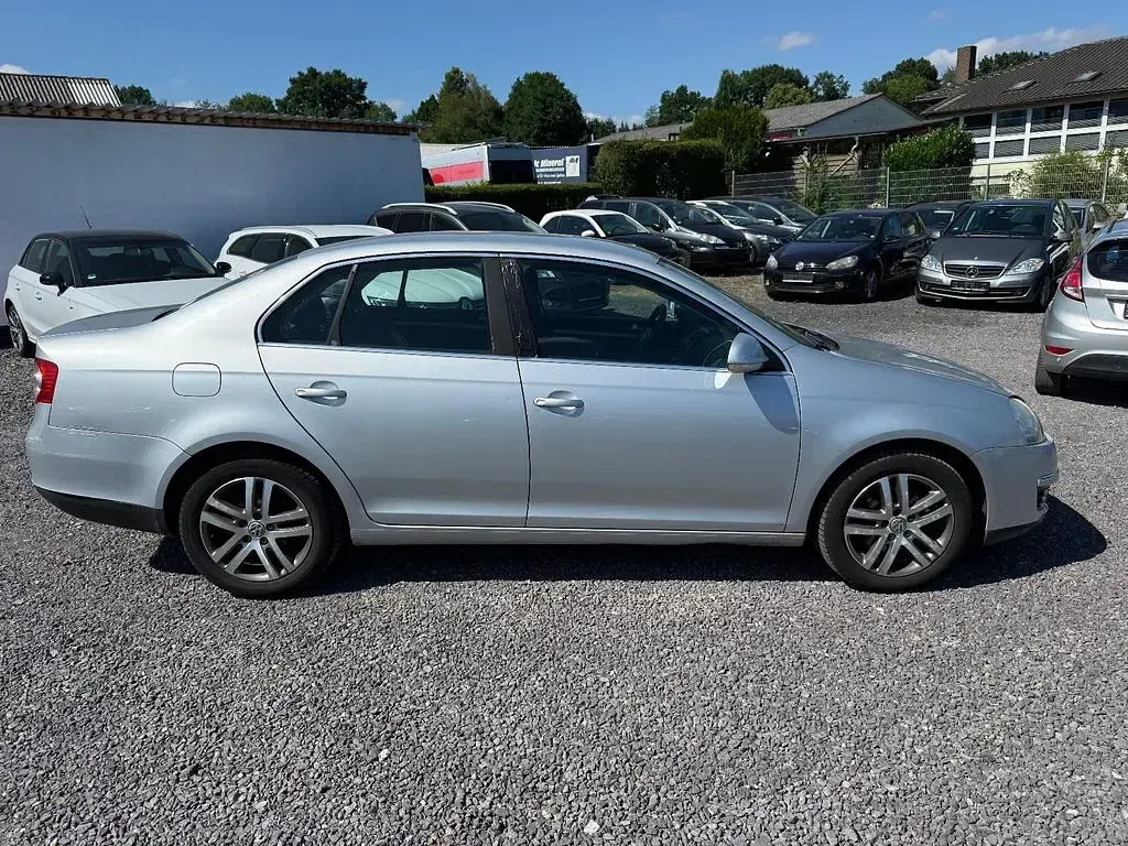Gebraucht VW Jetta Comfortline 102 PS (75 kW) 2007 Silber Limousine