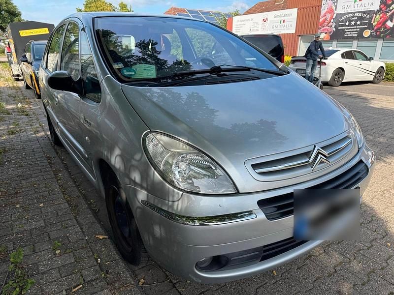 Gebraucht Citroën Xsara 116 PS (85 kW) 2005 Silber Van / Kleinbus