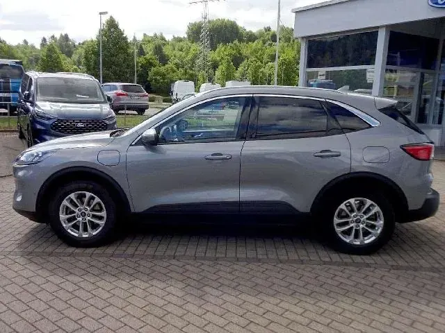 Gebraucht Ford Kuga Titanium 224 PS (164 kW) 2022 Silber SUV