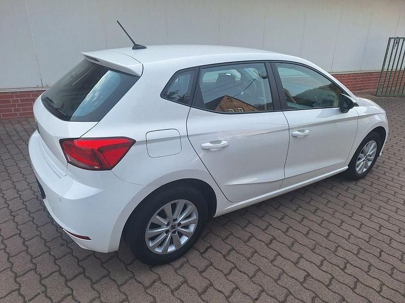 Gebraucht Seat Ibiza Style 80 PS (58 kW) 2023 White candy Kleinwagen