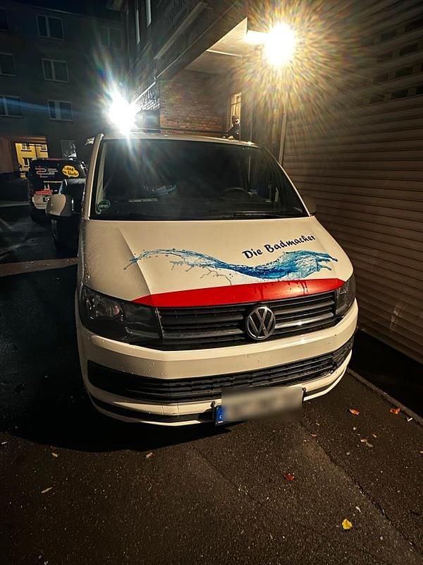 Weiß Gebraucht 2016 VW T6 Van | 15.900 € (Teuer) - Bild 1/4