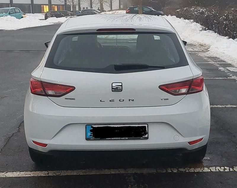 Gebraucht Seat Leon 86 PS (63 kW) 2015 Weiß Limousine