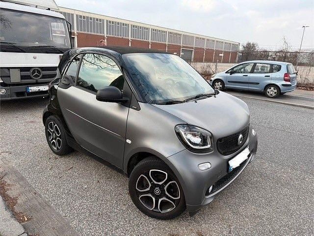 Schwarz Gebraucht 2019 Smart ForTwo Coupé Passion Coupé | 13.990 € (Fairer Preis) - Bild 1/4