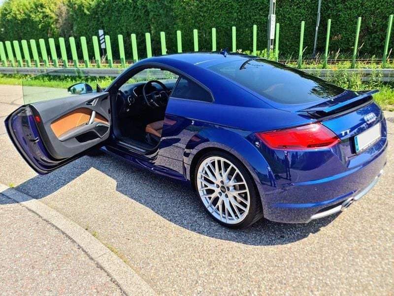 Blau Gebraucht 2025 Audi TT S-Line Coupé | 26.000 € - Bild 1/4