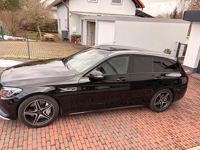 Gebraucht Mercedes C43 AMG AMG 367 PS (269 kW) 2016 Schwarz Kombi