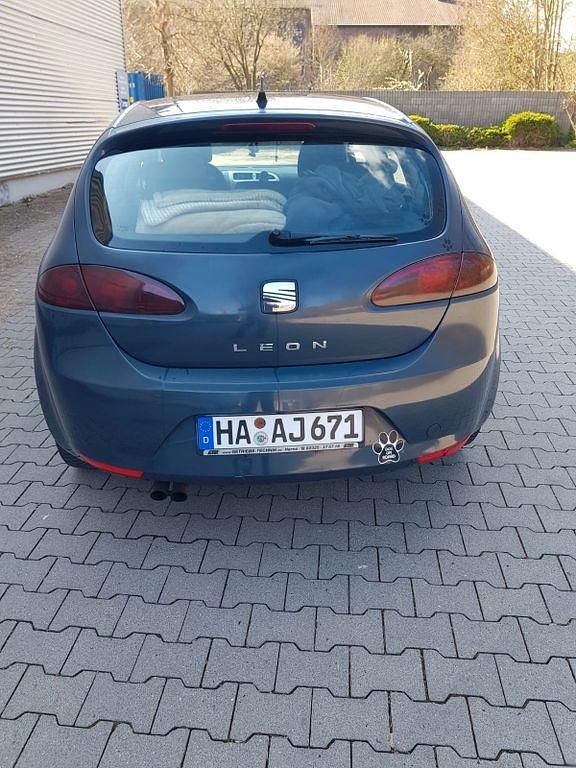 Gebraucht Seat Leon Reference 125 PS (91 kW) 2009 Grau Kleinwagen