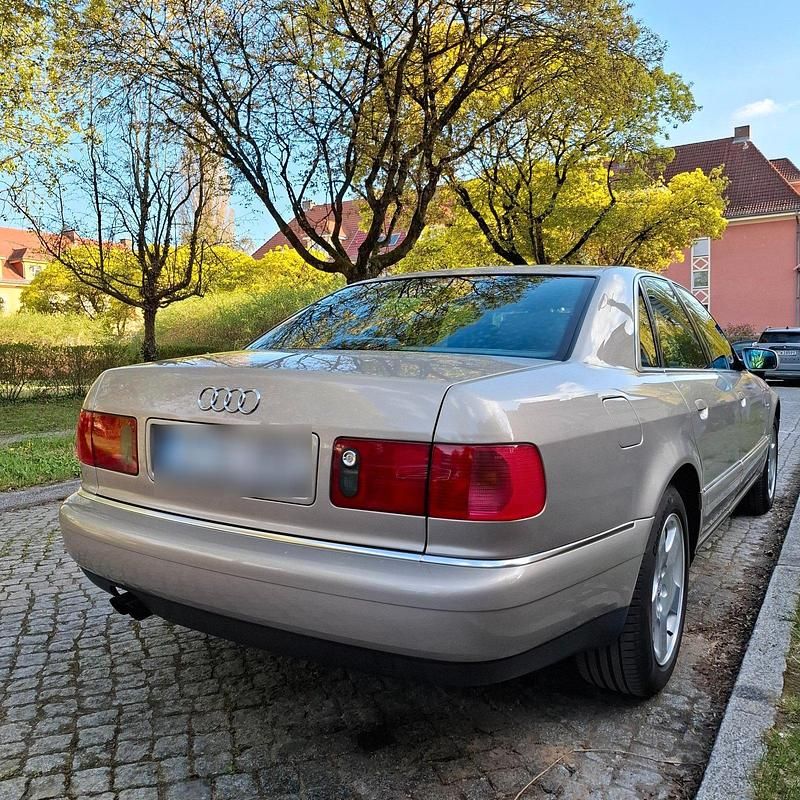 Gebraucht Audi A8 Design 260 PS (191 kW) 2000 Beige Limousine