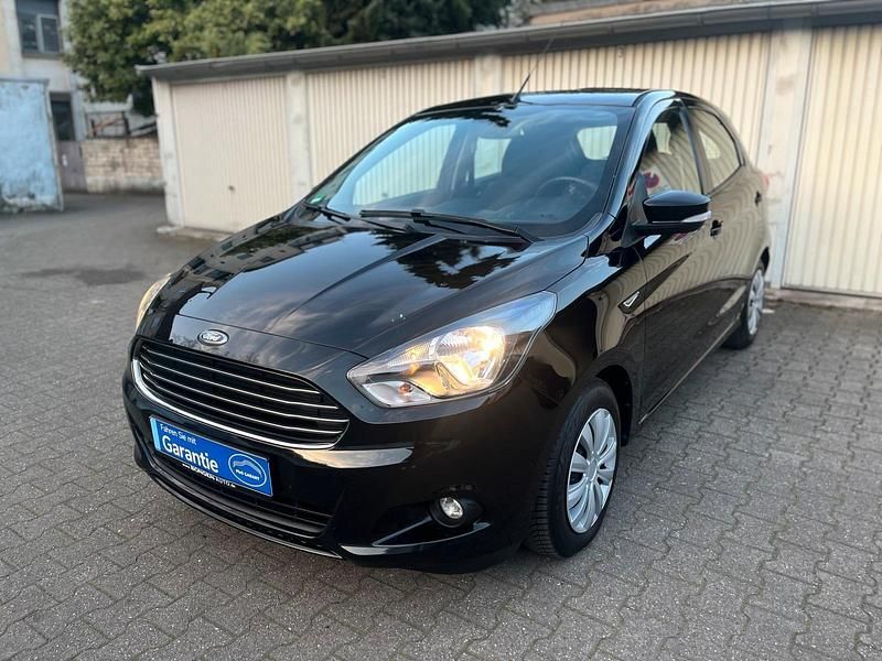 Gebraucht Ford Ka Plus Cool & Connect 86 PS (63 kW) 2017 Schwarz Kleinwagen